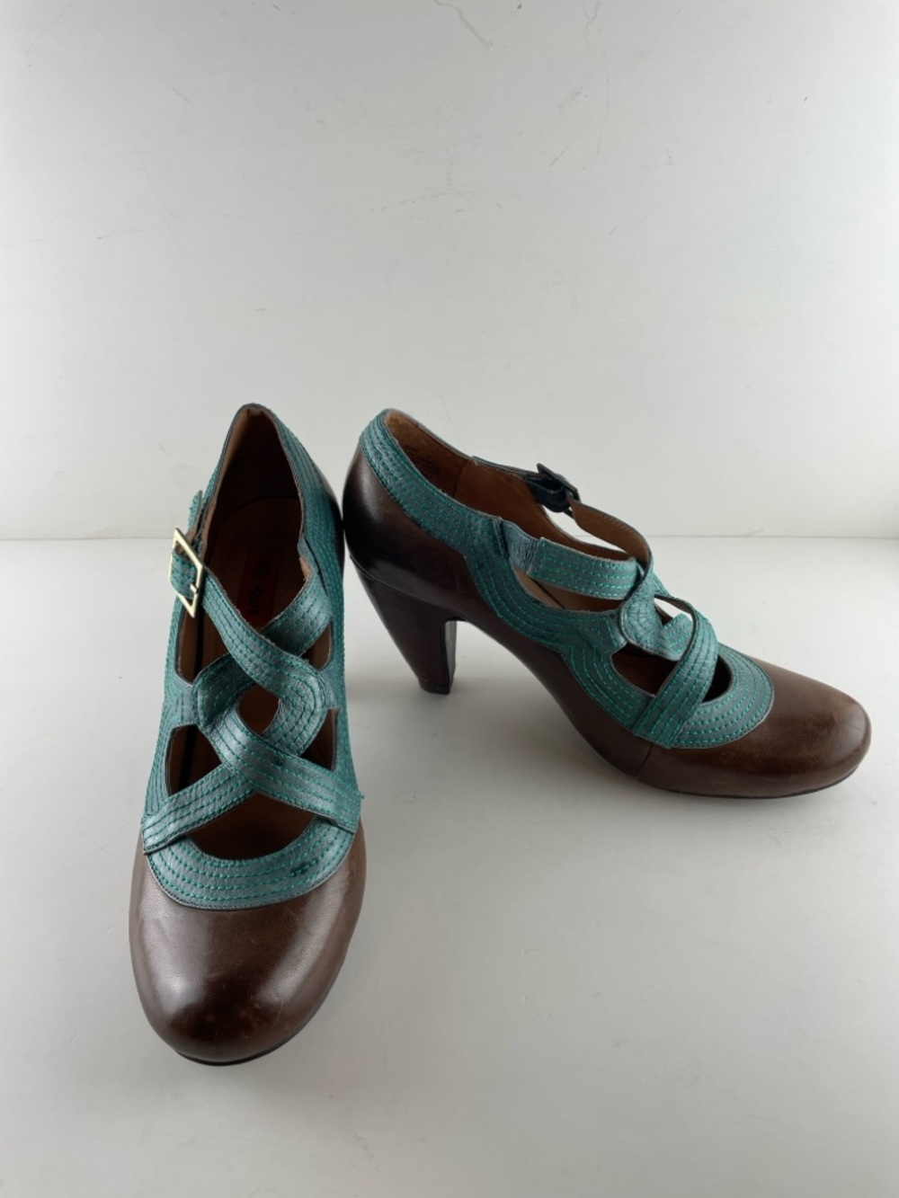 Miz Mooz Leather Mary Jane Heels Size 9 Brown Teal Retro Cutout Pumps - Picture 3 of 9